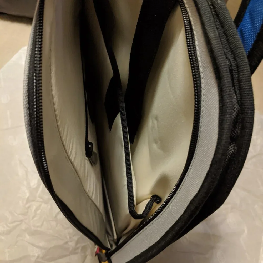 Jump from Paper 2D Adventure Backpack - blue, yellow, white (Unisex, Adult/Kids) - Picture 3 of 8